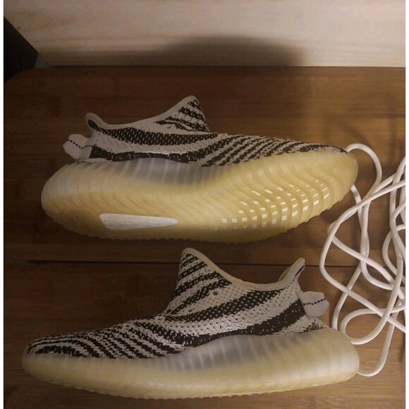 adidas Yeezy Boost 350 V2 Zebra CP9654 Men\'s Low Top Sneakers White Black SIZE 7 main image 6